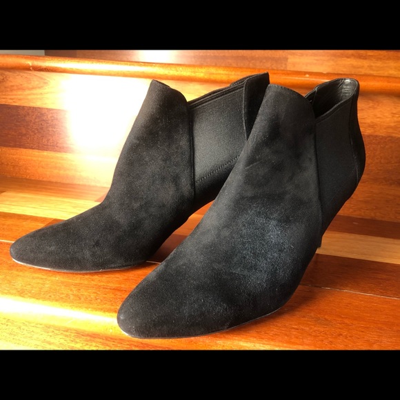 NWT Cole Haan black suede ankle booties, size 11 - Picture 3 of 6